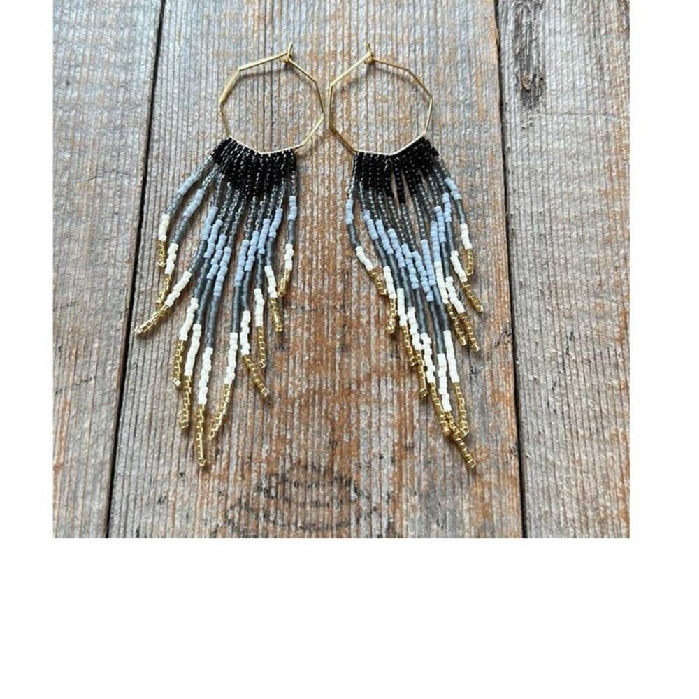 Hand crafted seed bead fringe earnings black, gray, gold Bohemian style - Picture 4 of 4